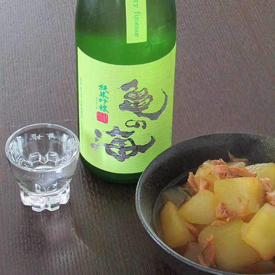 信州醸熱タンク2021 亀の海 純米吟醸 ＋ 夕顔のツナ煮の写真